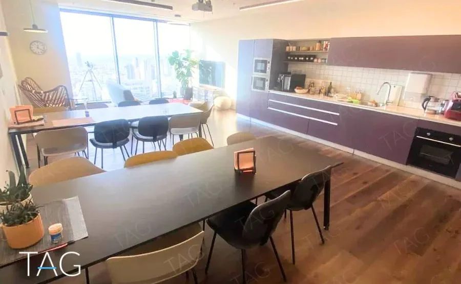 מטבחון ופינת אוכל במשרד מידטאון