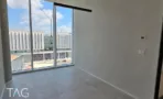 משרד בACRO BUSINESS CAMPUS עם חזית זכוכית ונוף לבנייני המשרדים ממול - תג נכסים