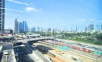 משרדים להשכרה במגדל רוגובין תדהר - נוף מהחלון אל מסילות הרכבת, נתיבי איילון ומגדלי תל אביב - תג נכסים