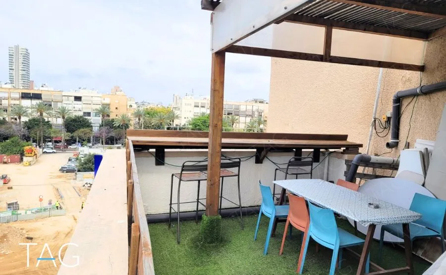 משרד להשכרה 288 מ