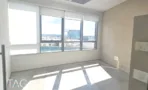 חדר גדול במשרד 210 מ