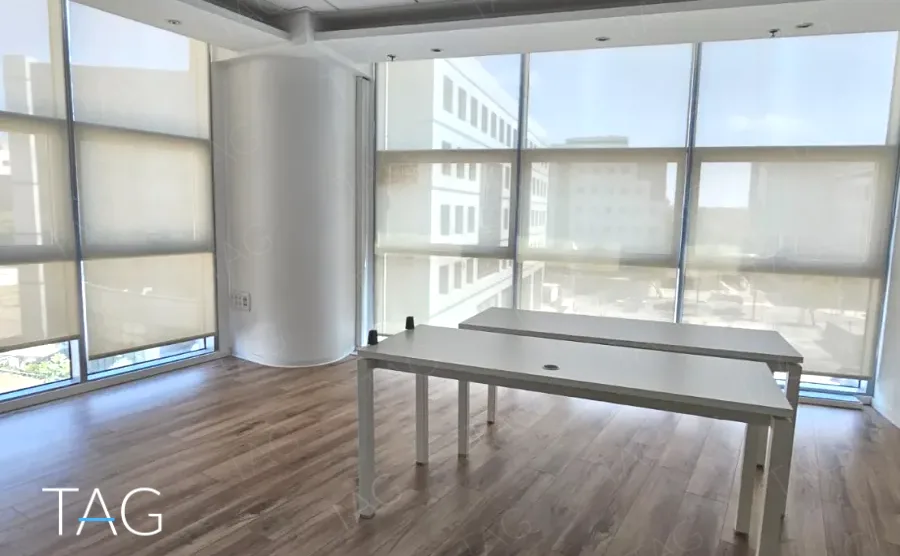 משרד להשכרה 540 מר במגדל אקרשטיין