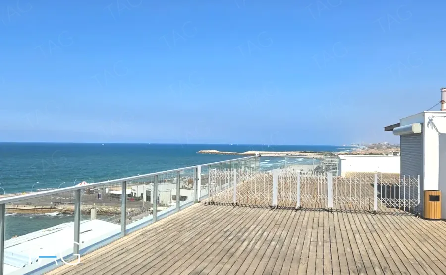 משרד להשכרה 760 מר בנמל תל אביב