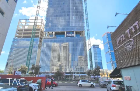 אתר הבנייה של מתחם הסוללים מרחוב תוצרת הארץ בתל אביב