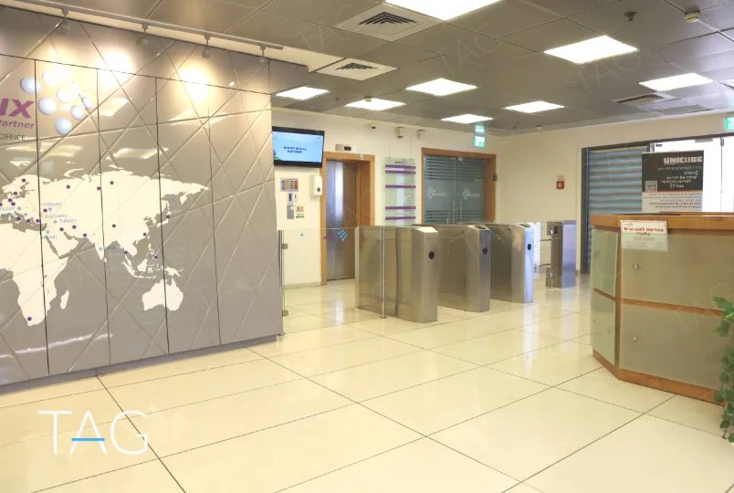 משרד להשכרה 1000 מר במגדל מפואר
