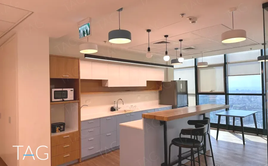 משרד להשכרה 180 מר במגדל רובישנטין