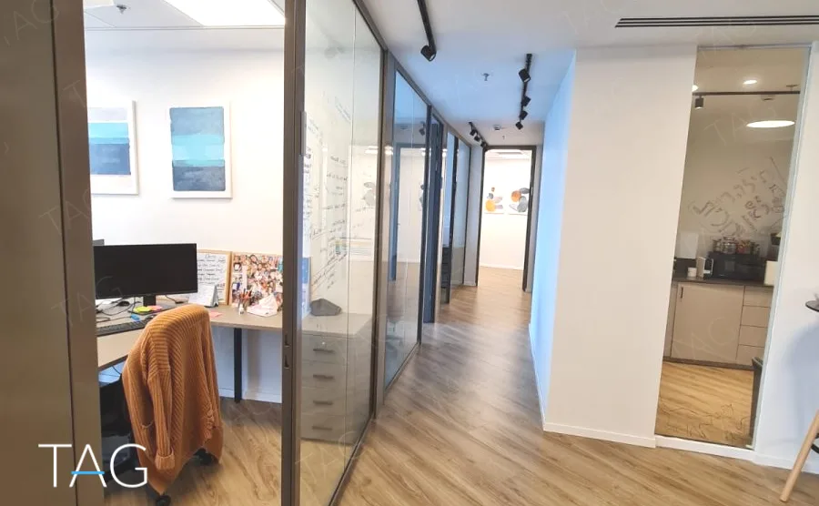 משרד להשכרה 186 מ