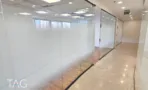 מחיצות זכוכית ומעבר במשרד 332 מ