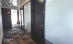 מסדרון משרדים במגדל רוטשילד 22