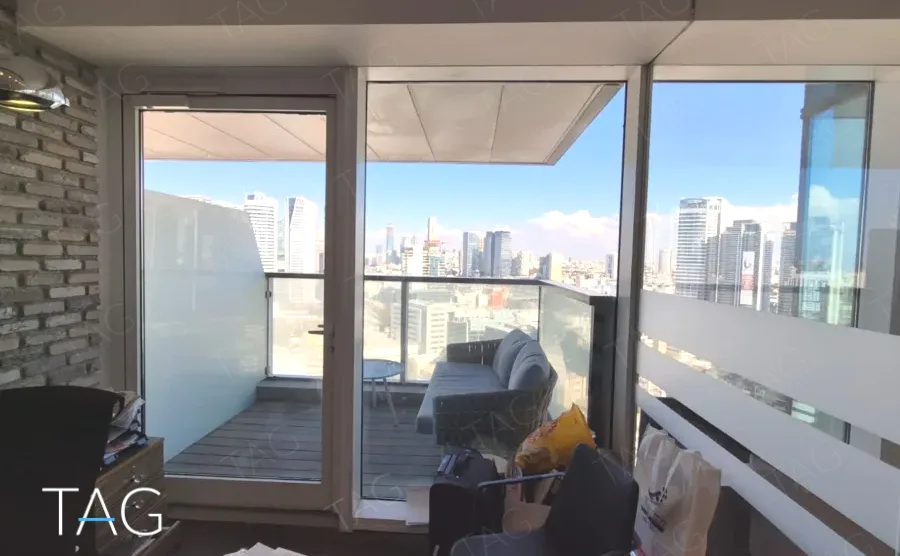 משרד למכירה 135 מר במגדל אלקטרה סיטי