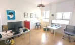 אופן ספייס במשרד להשכרה ברוטשילד תל אביב - עמדות עבודה מול חלונות - תג נכסים