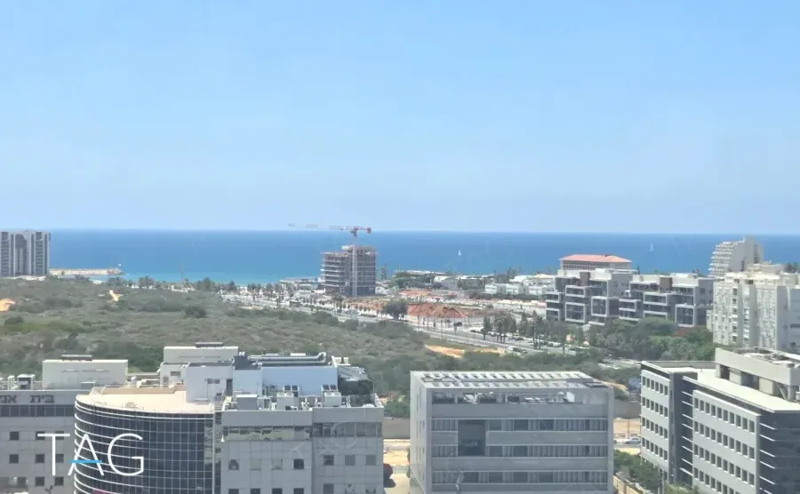 משרד להשכרה 1244 מר במגדלי אקרשטיין