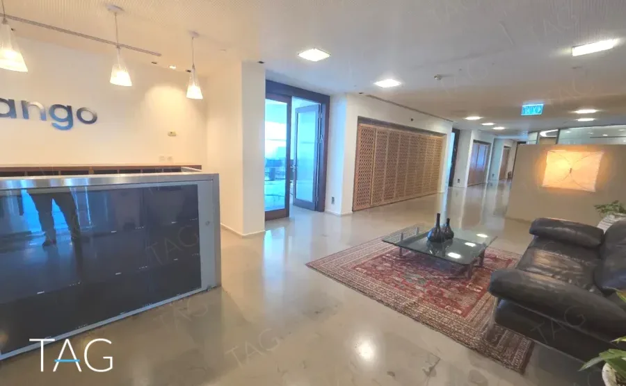משרד להשכרה 1244 מר במגדלי אקרשטיין