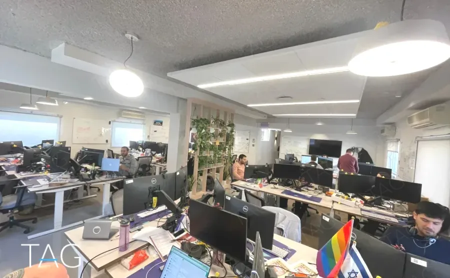 משרד להשכרה 2200 מר ברוטשילד אבן גבירול