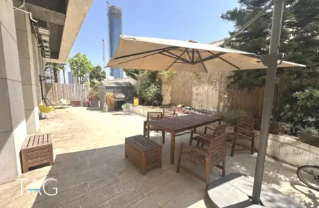משרד להשכרה 380 מר ליד רכבת השלום מבוקש