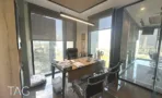 חדר עבודה מרוהט במשרד 150 מ״ר במגדל רסיטל