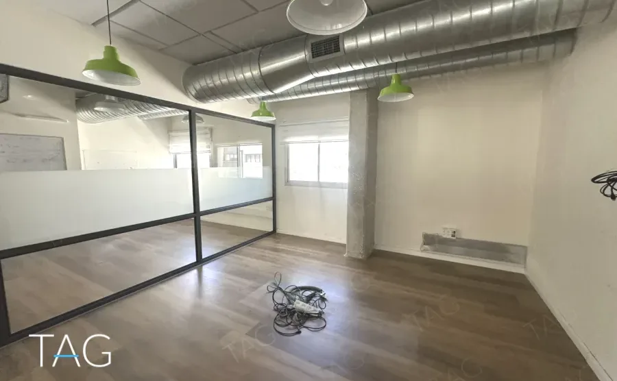 משרד להשכרה 350 מר ברחוב שונצינו מונטפיורי