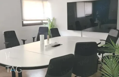 משרד להשכרה 200 מר קרוב לחוף גורדון