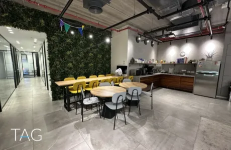 משרד להשכרה 400 מר במגדל השחר מושלם