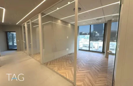 משרד להשכרה 125 מר במגדל ICON מחולק לחדרים