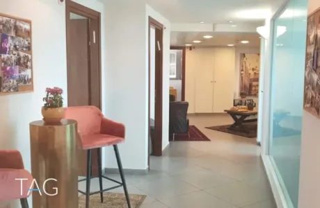 משרד להשכרה 210 מר בבית לב חדש