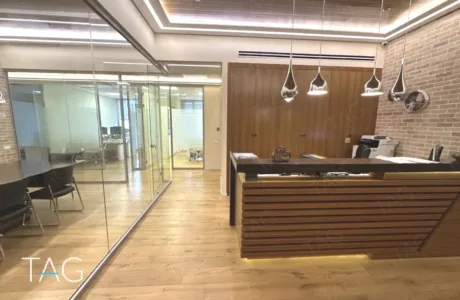 משרד להשכרה 215 מר במגדל השחר חדרים