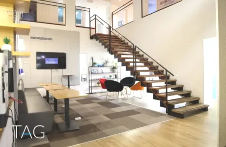 משרד להשכרה 685 מר בבית מרכזים 2000