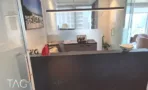 עמדת קבלה במשרד במגדל רוטשילד 22