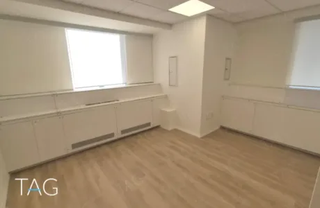 משרד להשכרה 170 מר במגדלי התאומים