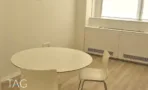 פינת ישיבה במשרד להשכרה 170 מ