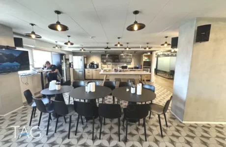 משרד להשכרה 643 בבית יכין חדש