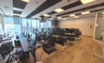 תא שקט אקוסטי לצד אזור העבודה הפתוח במשרד להשכרה במגדל אלייד בבני ברק - תג נכסים