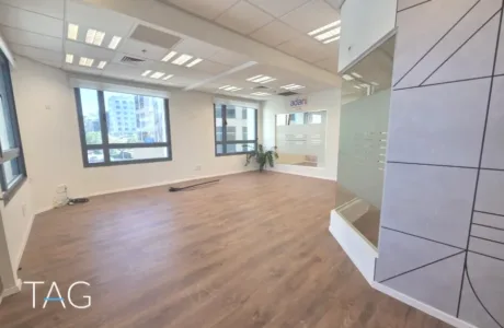 משרד להשכרה 105 מר במגדל עזריאלי הרצליה