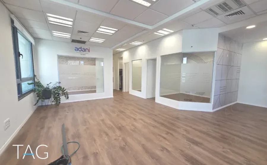 משרד להשכרה 105 מר במגדל עזריאלי הרצליה