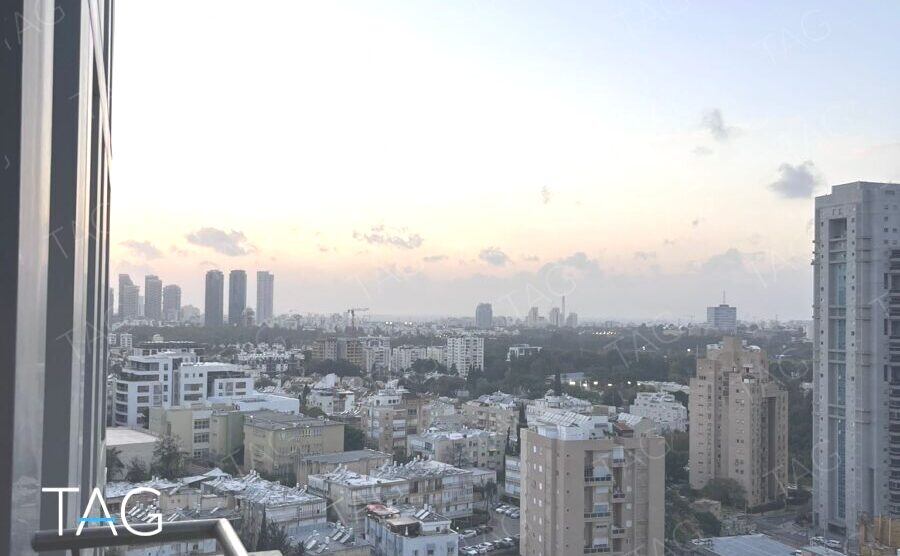 משרד להשכרה 376 מר במגדל אפי קונקורד