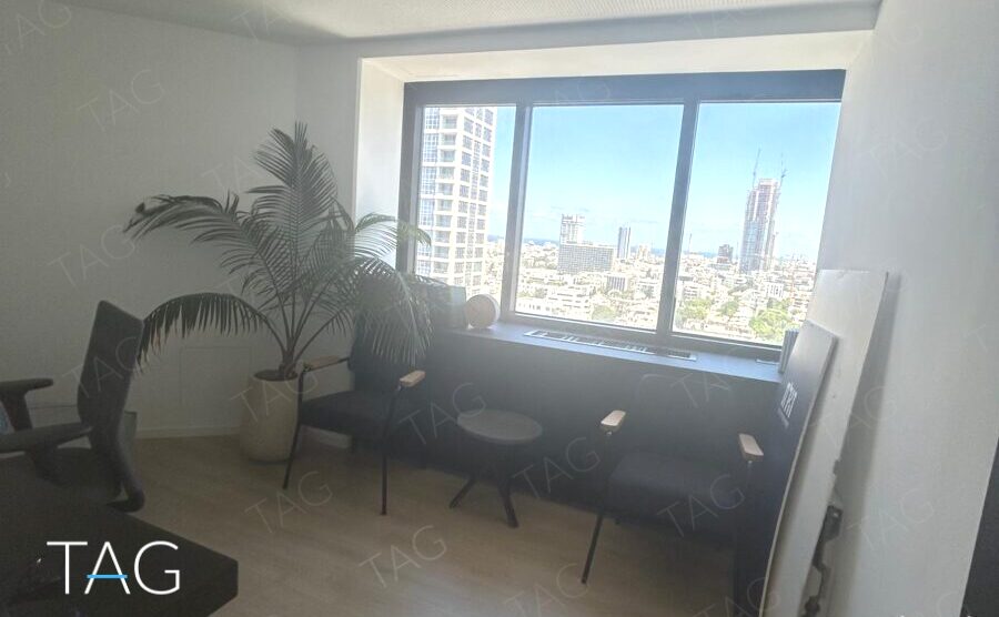 משרד להשכרה 140 מר במגדל דניאל פריש