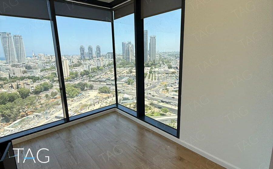 משרד להשכרה 130 מ״ר במגדל רסיטל, מבט פנימי