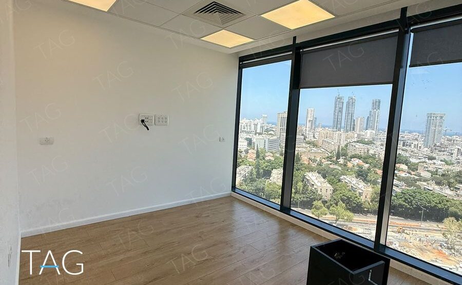 משרד להשכרה 130 מ״ר במגדל רסיטל, אזור עבודה