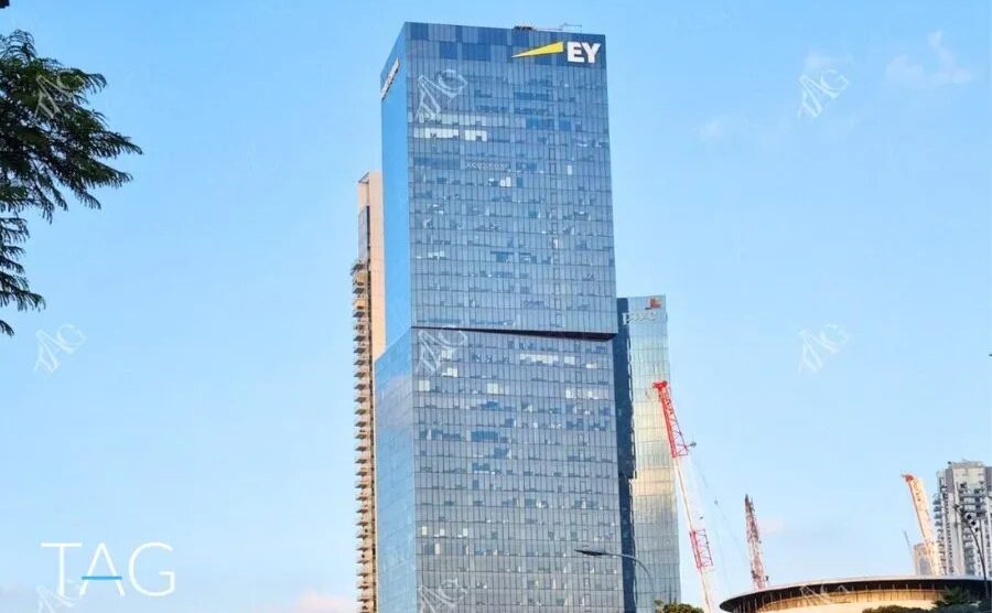 חזית מגדל מידטאון בדרך מנחם בגין 144 בתל אביב, מגדל זכוכית בן 50 קומות - משרדים להשכרה במגדל מידטאון - תג נכסים
